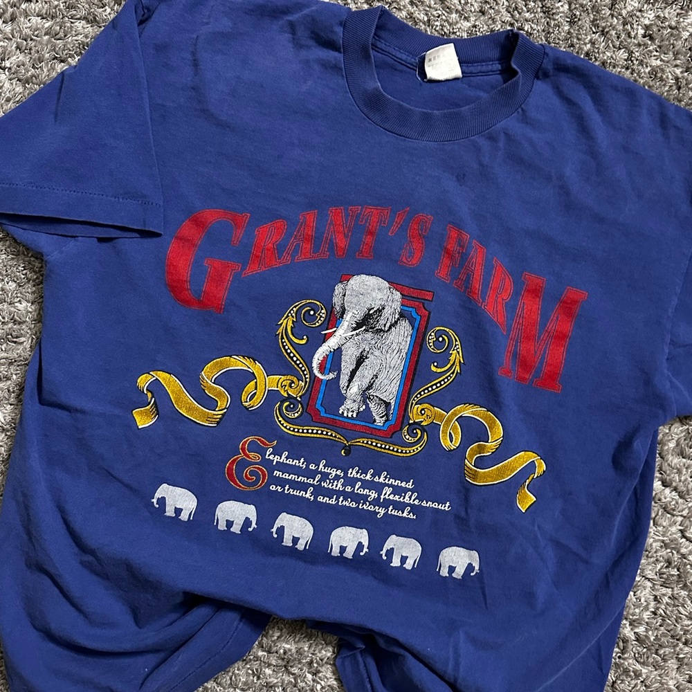 Vintage Grants Farm Elephant Graphic Shirt